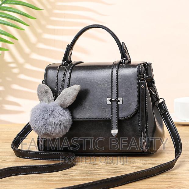 Pretty Slingbag - main view