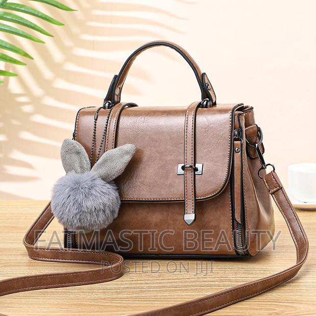 Pretty Slingbag - thumbnail 2