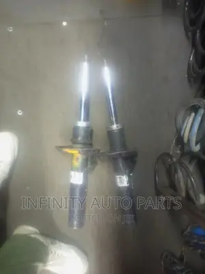 Volkswagen Golf Variant Front Shocks