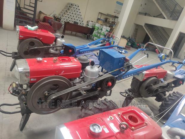 Walking Tarctors With Electric Start - main view