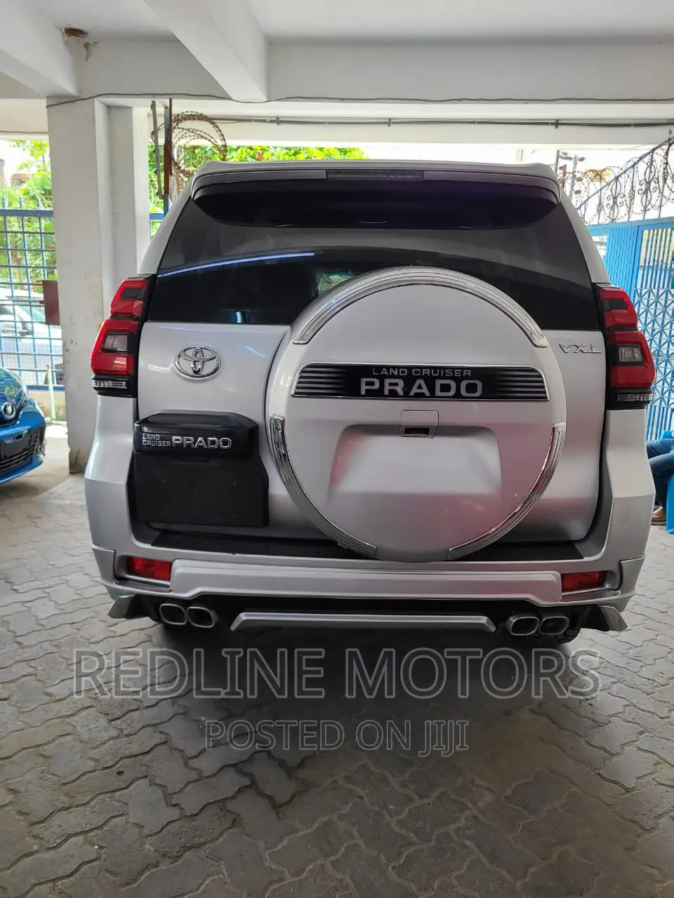 Toyota Land Cruiser Prado 2.8 2017 Silver