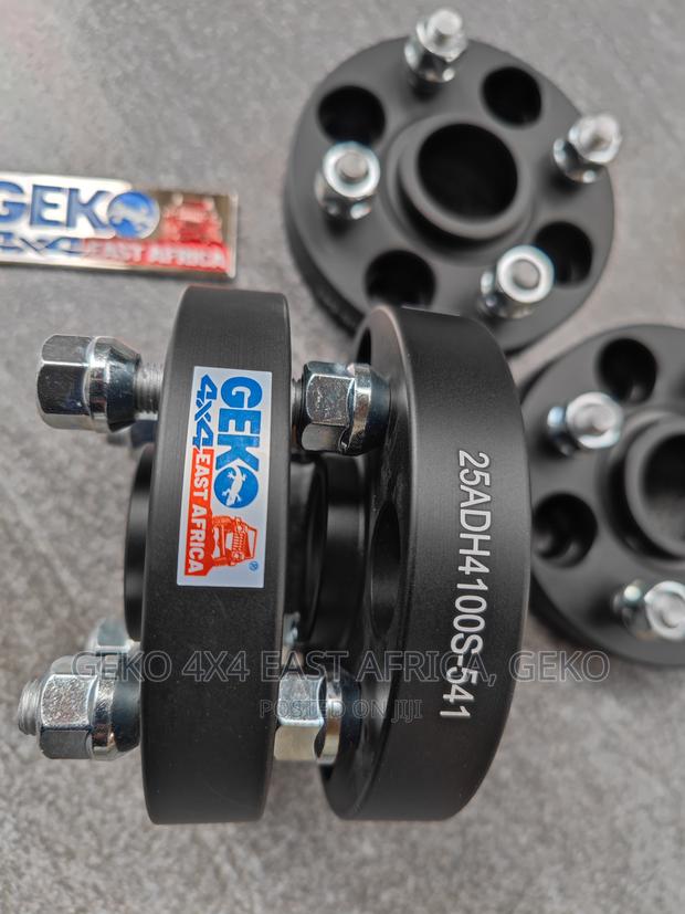 Mazda Wheel Spacer 4x100-54.1 - thumbnail 4