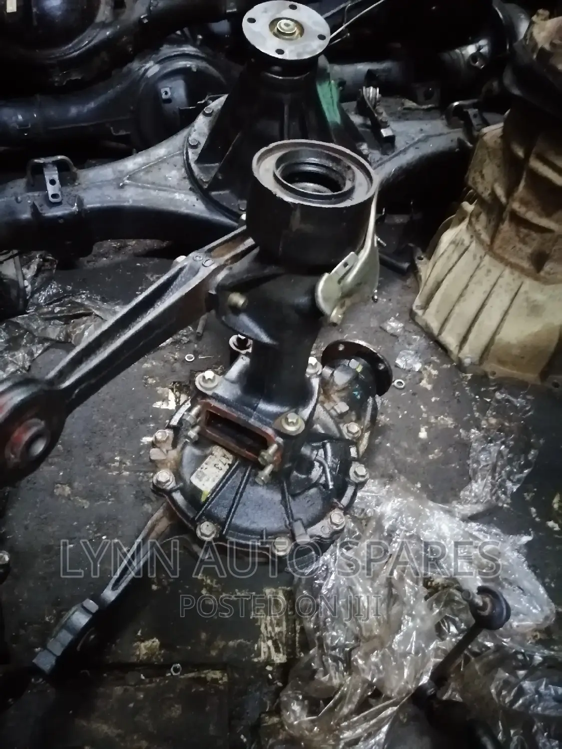 Toyota Vigo Front Differential (Diff)