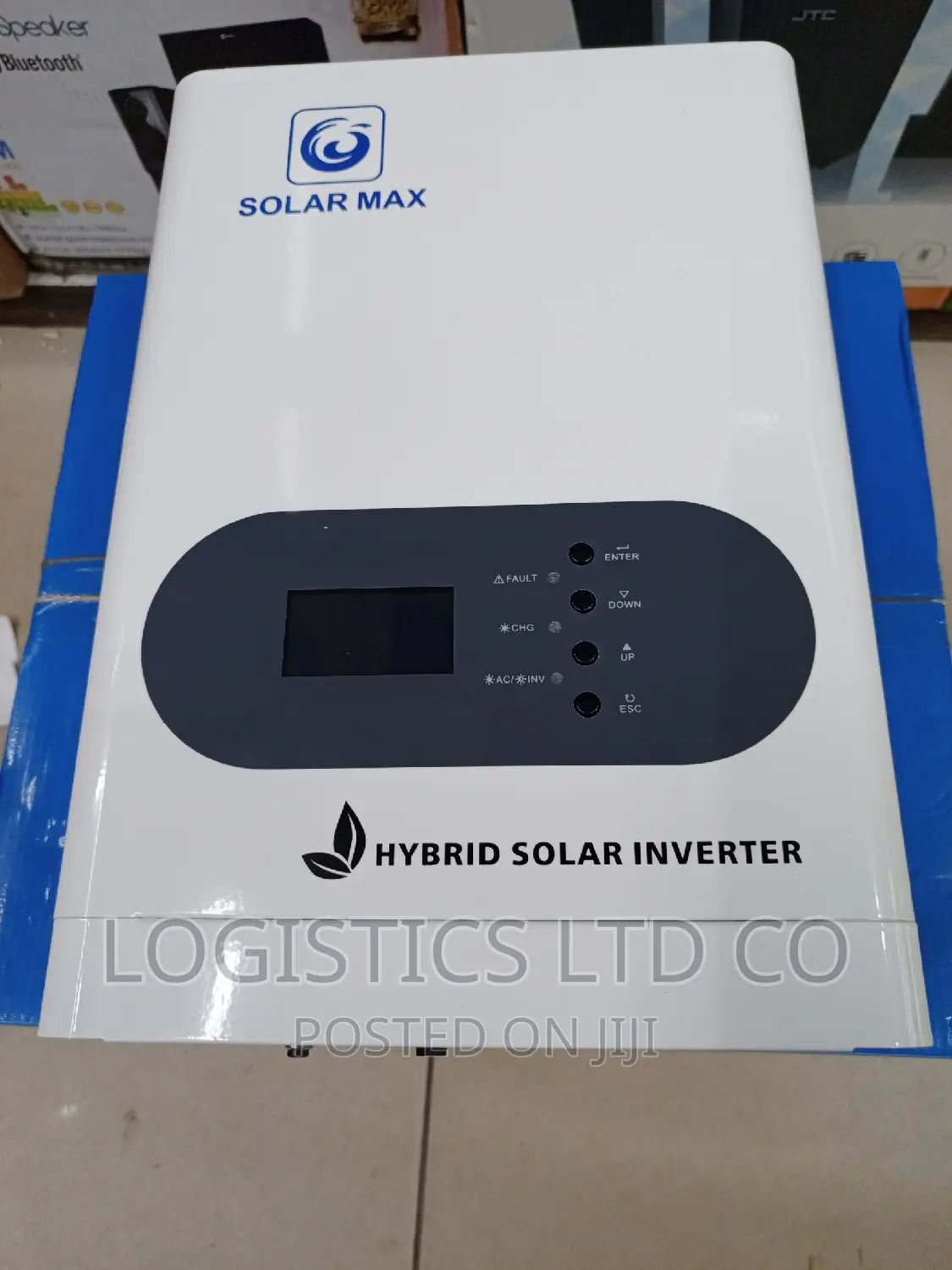 Solarmax 2KVA _24V Hybrid Inverter DC to AC Inverter
