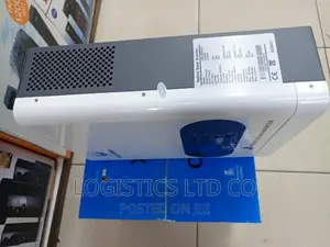 Solarmax 2KVA _24V Hybrid Inverter DC to AC Inverter