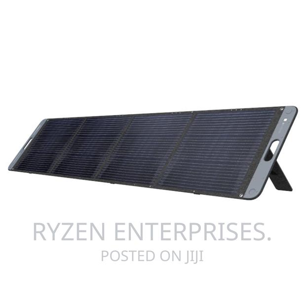 UGREEN 200W Portable Solar Panel - SC200