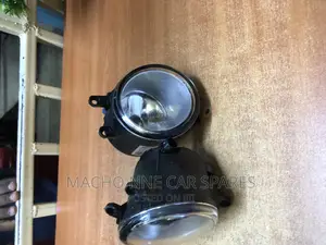 Toyota Belta 2010. Foglights (Pair)