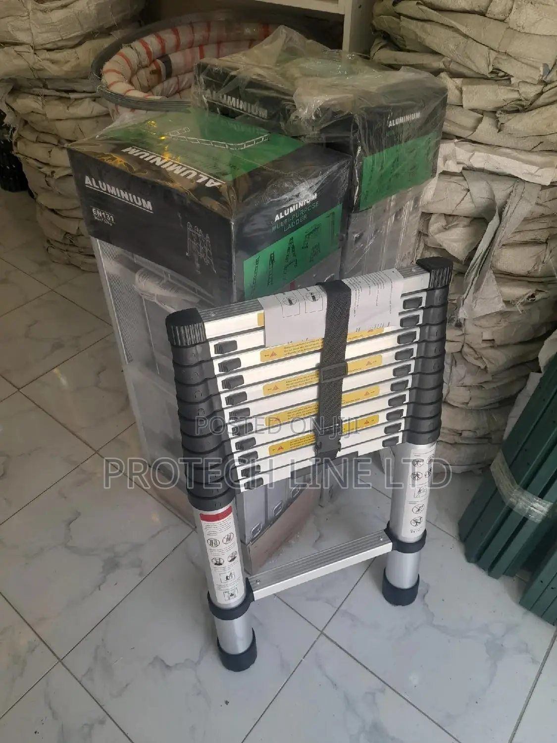 Telescopic Ladder 3.8mts