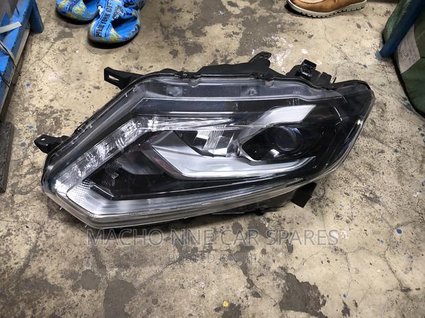 Nissan Xtrail Nt32 2014 Xenon Headlight