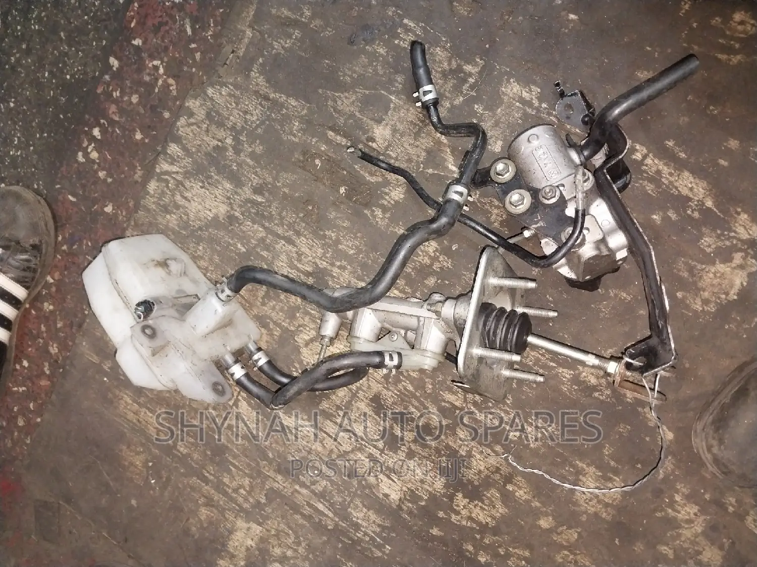 Toyota Prius Hybrid Brake Master Cylinder