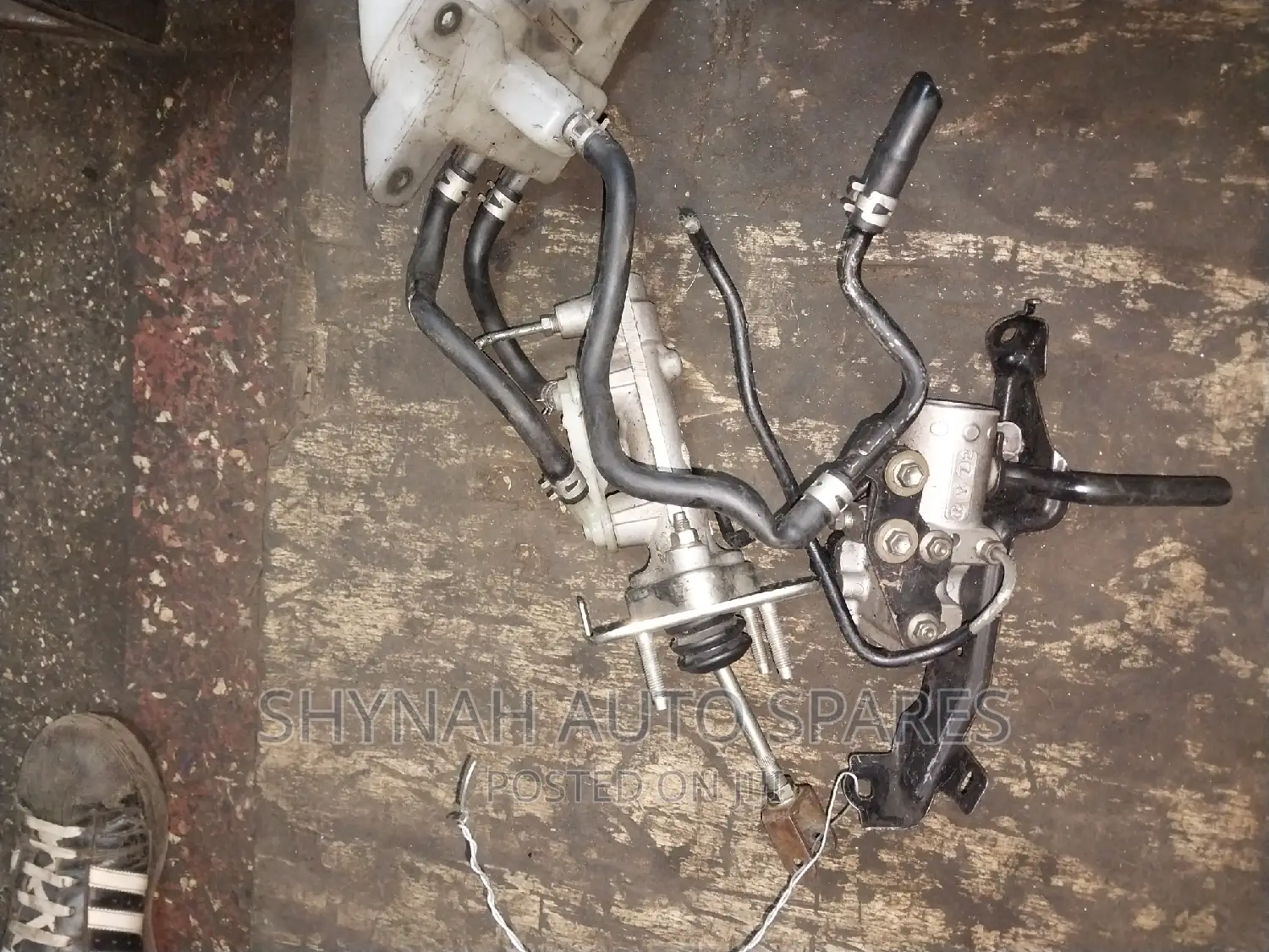 Toyota Prius Hybrid Brake Master Cylinder