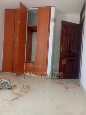 3bdrm Block of Flats in Madaraka for rent