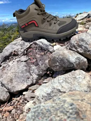 Skyview Hiking Boots/All Weather Hiking Boots Size 35-43