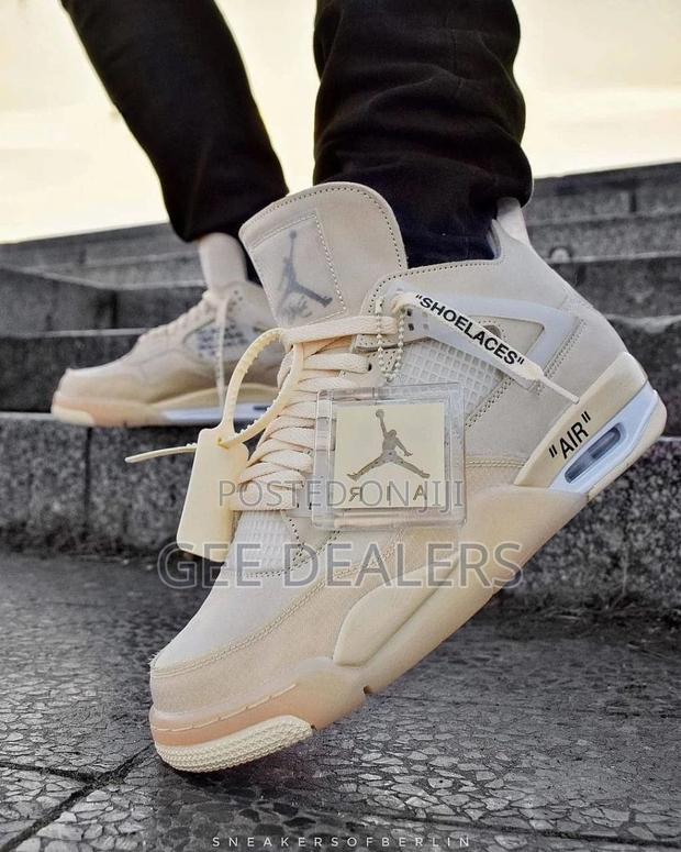 Jordan 4 Off White Sneakers - thumbnail 2