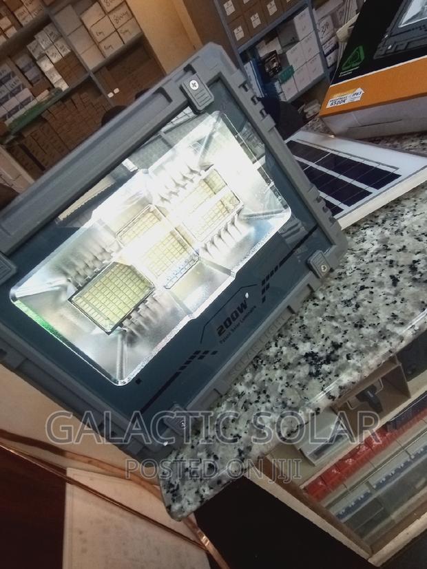 Solar 200w Floodlight Light - main view