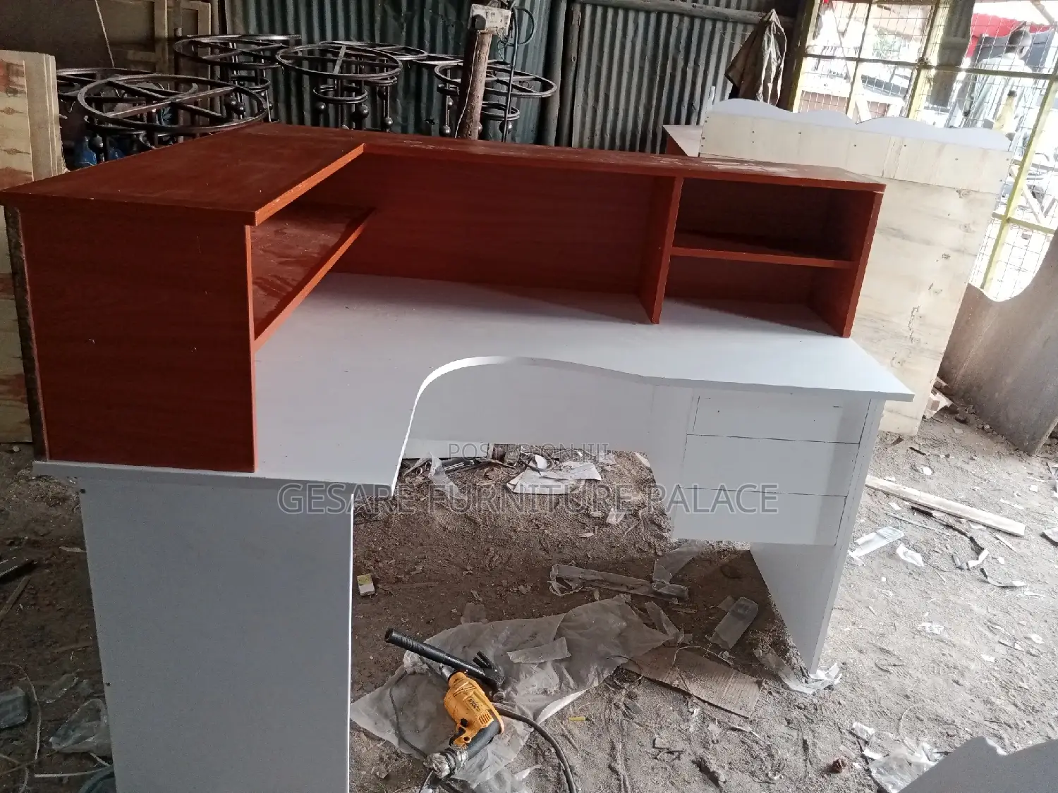 L- Shape Reception Desk