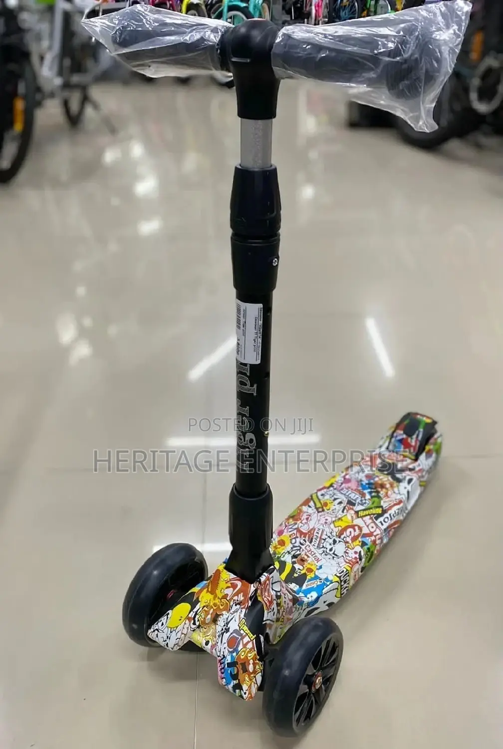 Skates ,Scooter Foldable, Adjustable Handlebar.