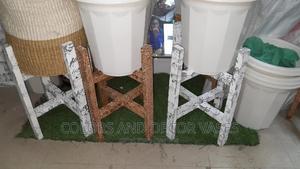 Stands Wooden 40cm Height by 25cm Diameter - thumbnail 2