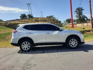 Nissan X-Trail 2.0 Petrol AWD 2015 Silver