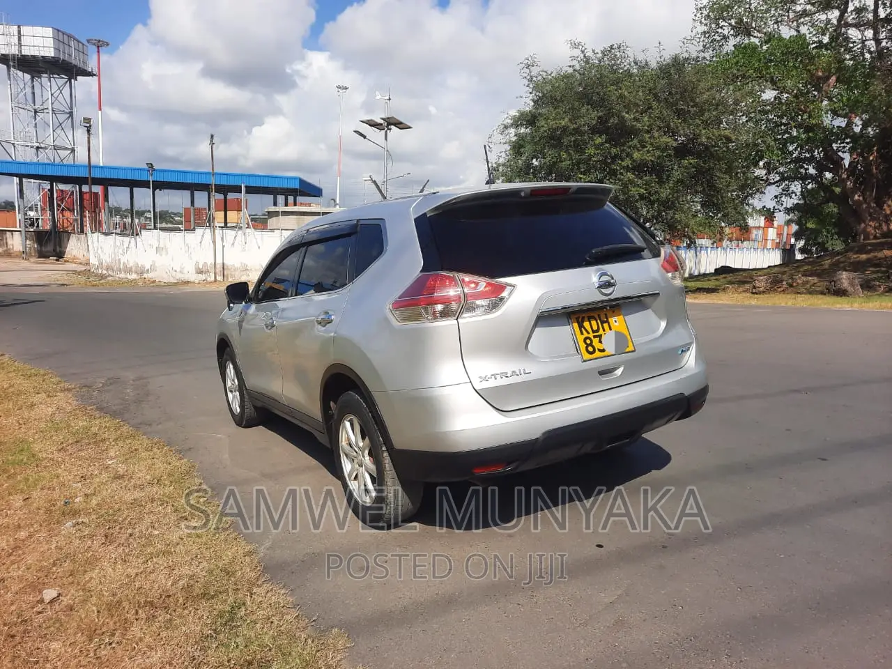 Nissan X-Trail 2.0 Petrol AWD 2015 Silver