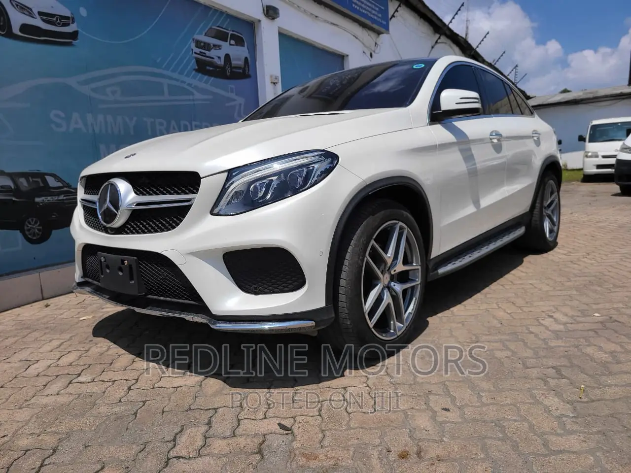 Mercedes-Benz GLE-Class GLE 350d 4MATIC 2016 Pearl