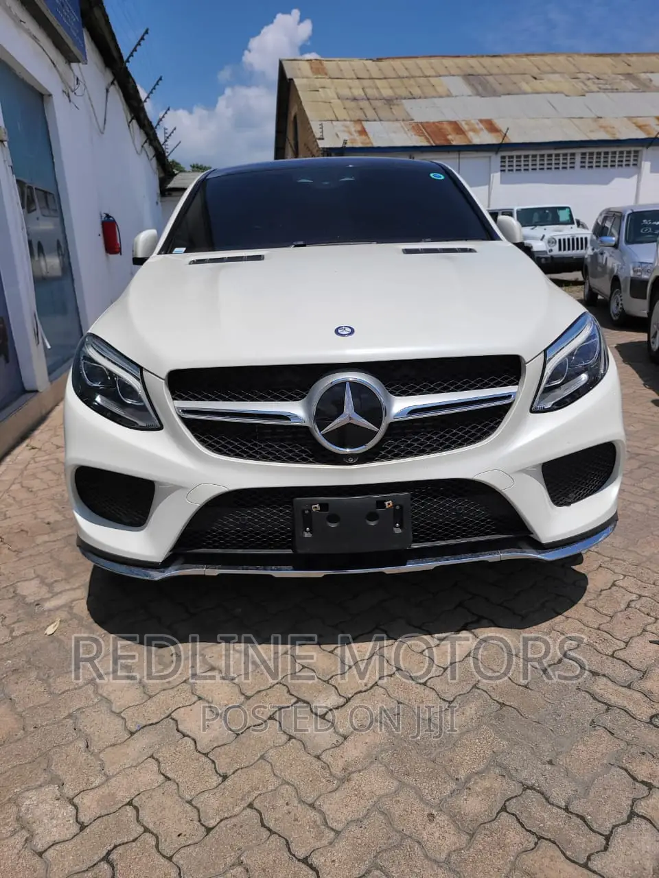 Mercedes-Benz GLE-Class GLE 350d 4MATIC 2016 Pearl