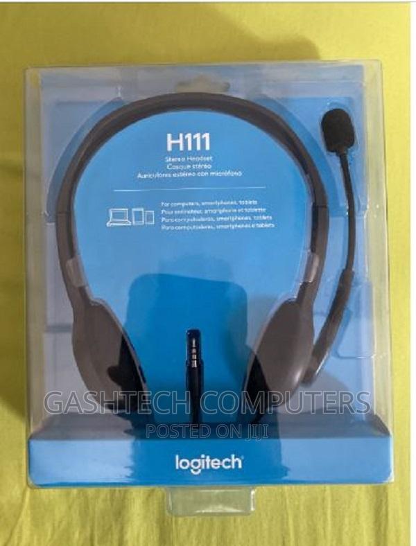 Logitech H111 Stereo Headset \\ Logitech H111 Headset - main view