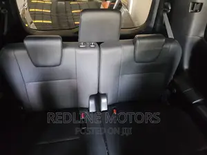 Toyota Esquire 2.0 AWD (7 seater) 2016 Black