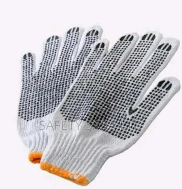 Polka Dotted Gloves:Dotted Cotton Gloves
