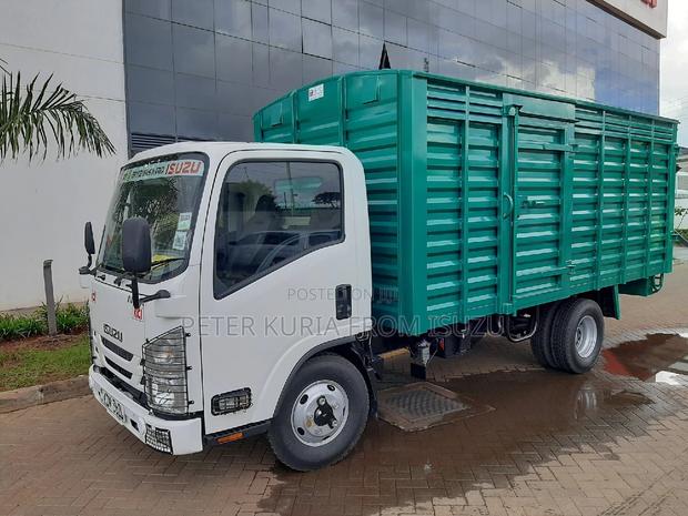 Isuzu NMR 2023 White - thumbnail 2