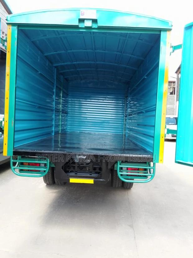 Isuzu NMR 2023 White - thumbnail 7