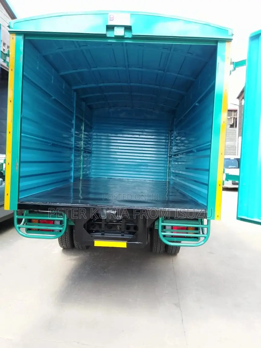 Isuzu NMR 2023 White