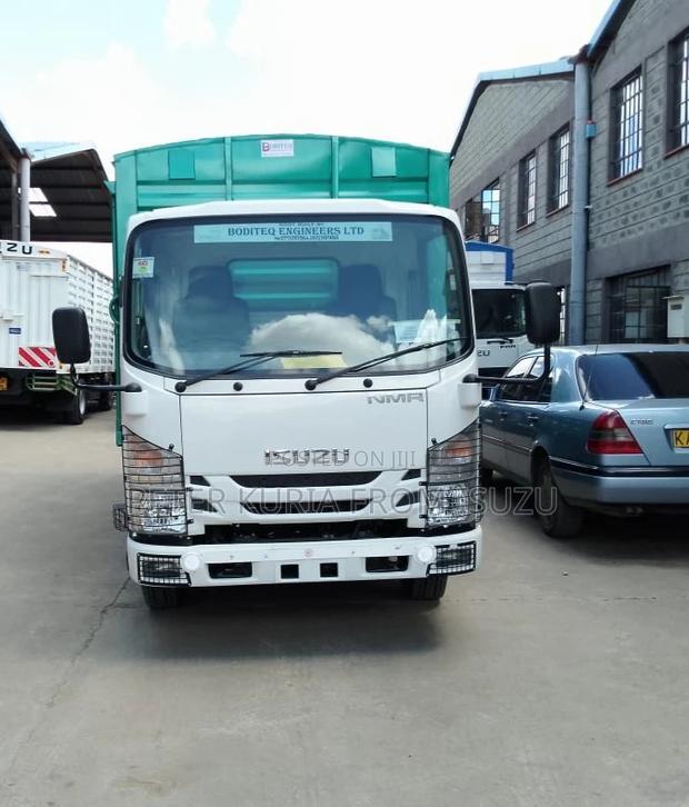 Isuzu NMR 2023 White - thumbnail 4