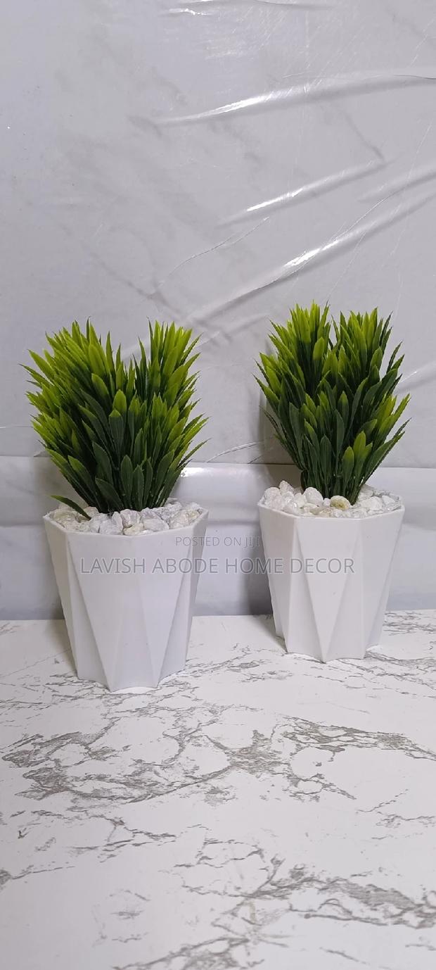 Artificial Flower for Shelf Decor