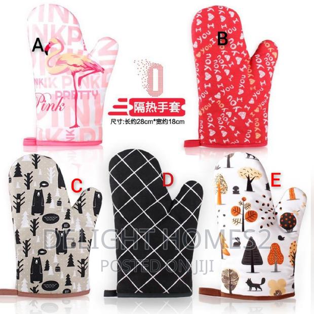 Oven Gloves - main view