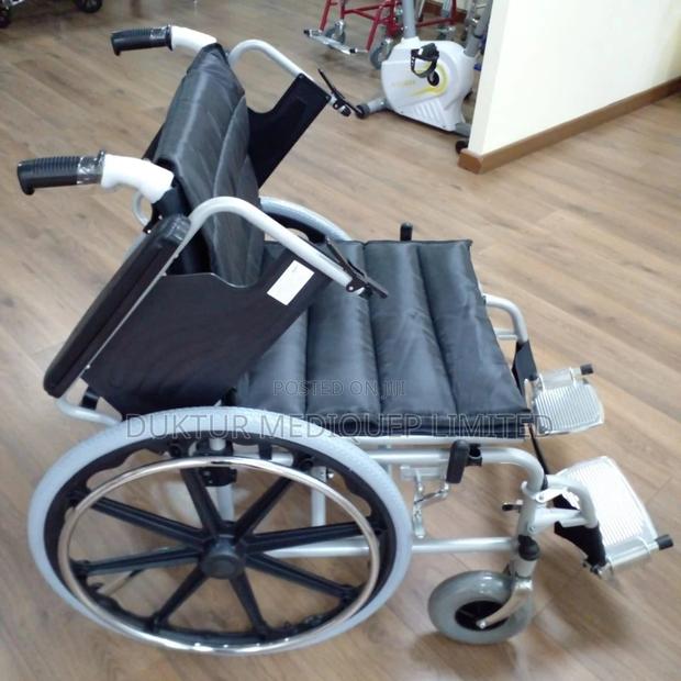 Extra Wide High End Wheelchair Heavy Duty