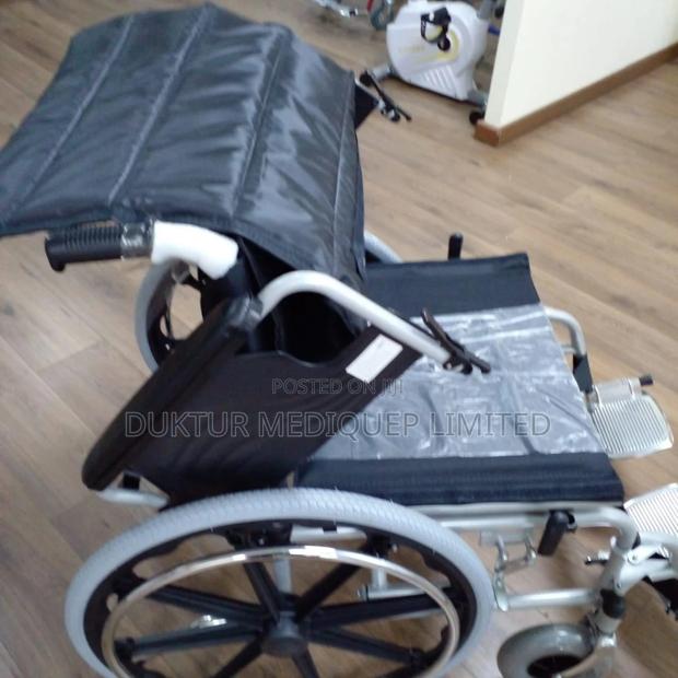 Extra Wide High End Wheelchair Heavy Duty - thumbnail 3