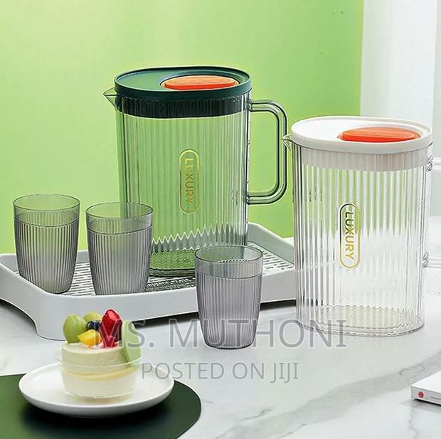 * 2L Acrylic Beverage Jug With 4glasses* - main view
