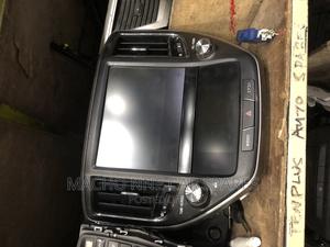 Toyota Crown 2015 Radio Unit With Screen - main view