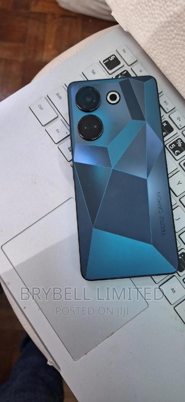 Tecno Camon 20 256 GB Blue - thumbnail 3