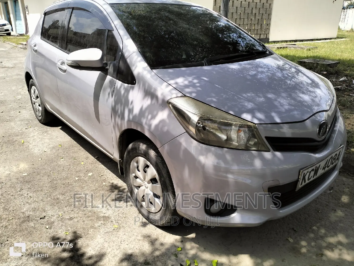 Toyota Vitz 2013 Purple