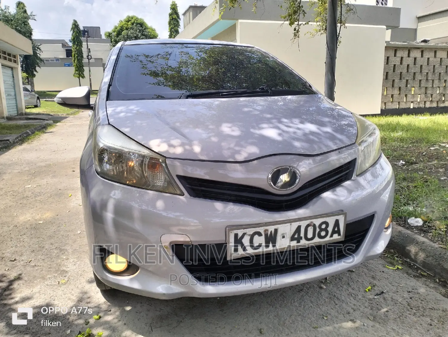 Toyota Vitz 2013 Purple