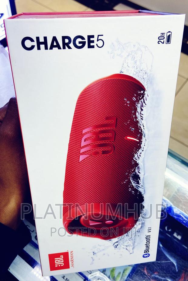 Charge 5 JBL Speaker - main view