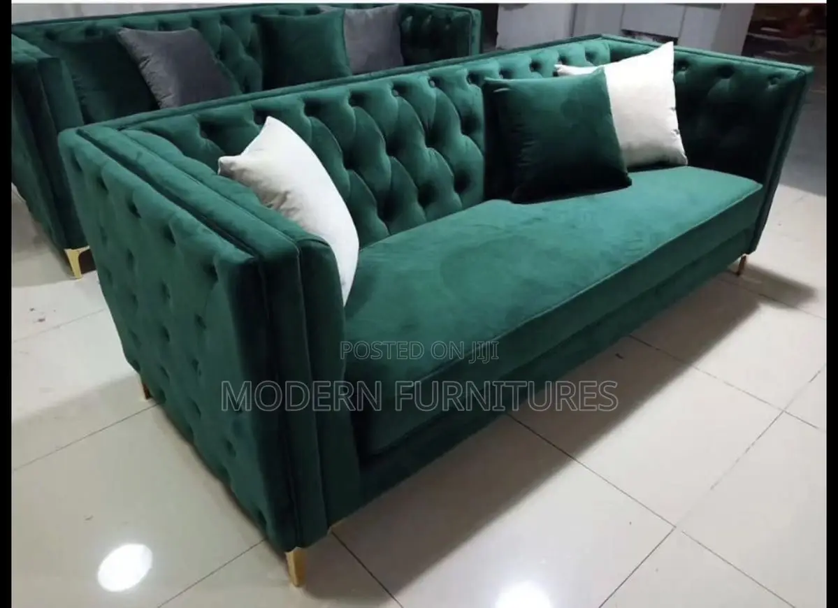 Quality 3 Seater Chesterfield Sofa