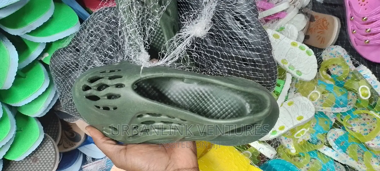 Foam Runners Yeezy