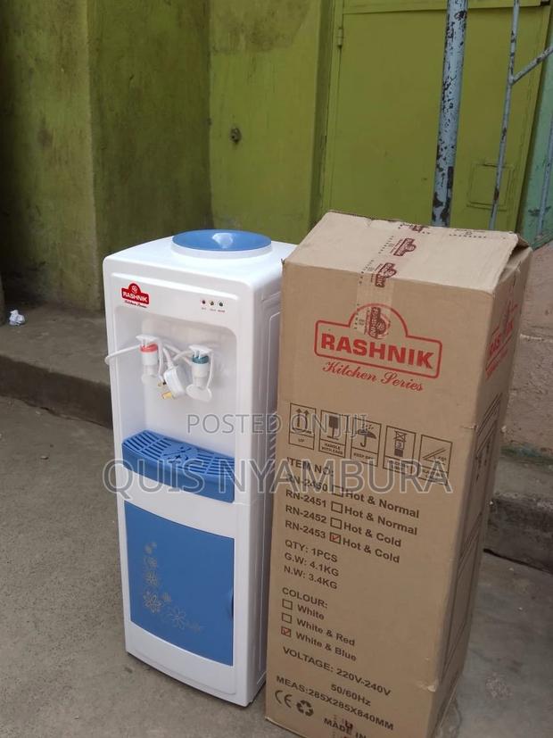 Hot and Cold Water Dispenser - thumbnail 4