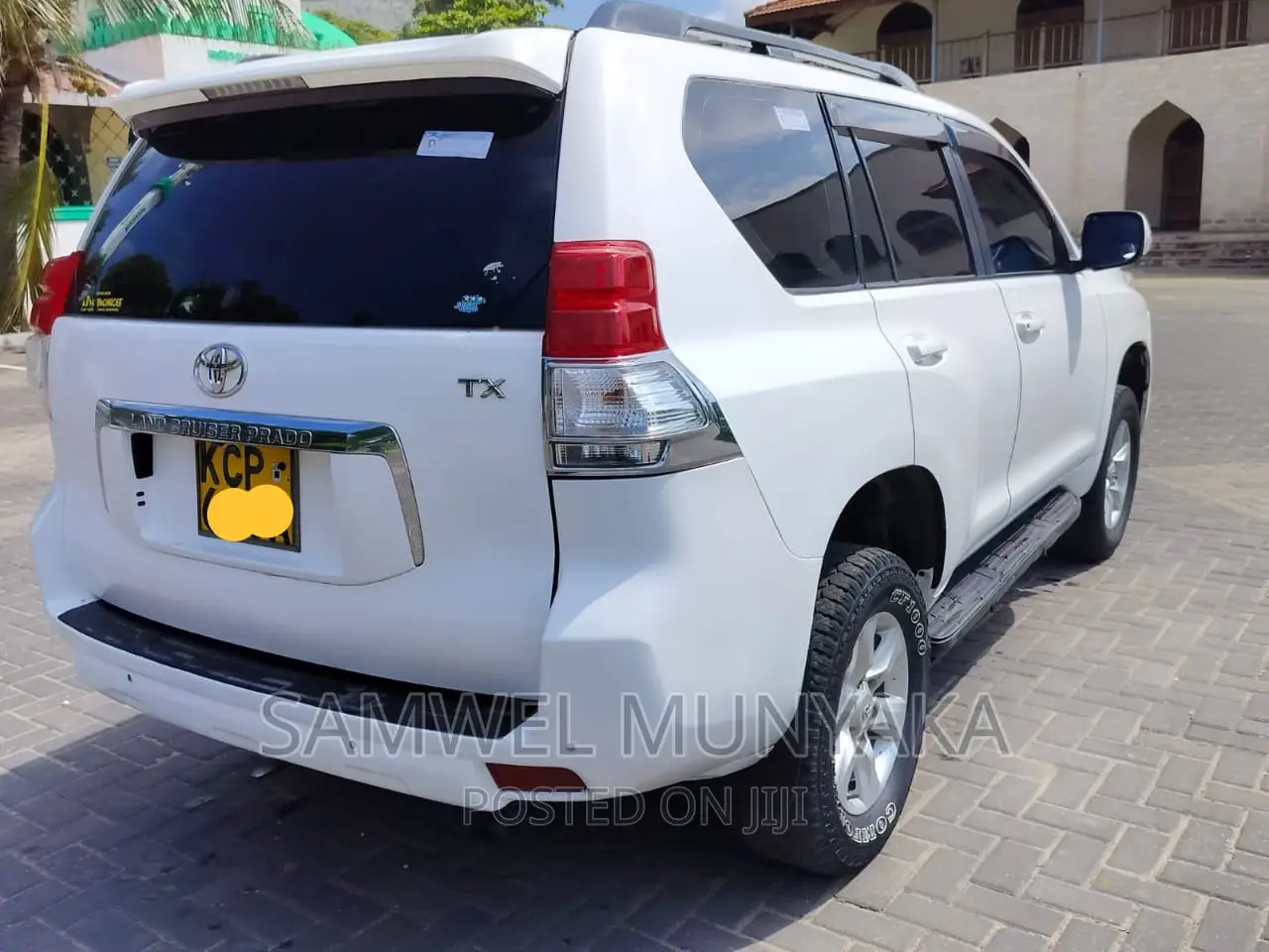 Toyota Land Cruiser Prado 2.7 i 2011 Pearl