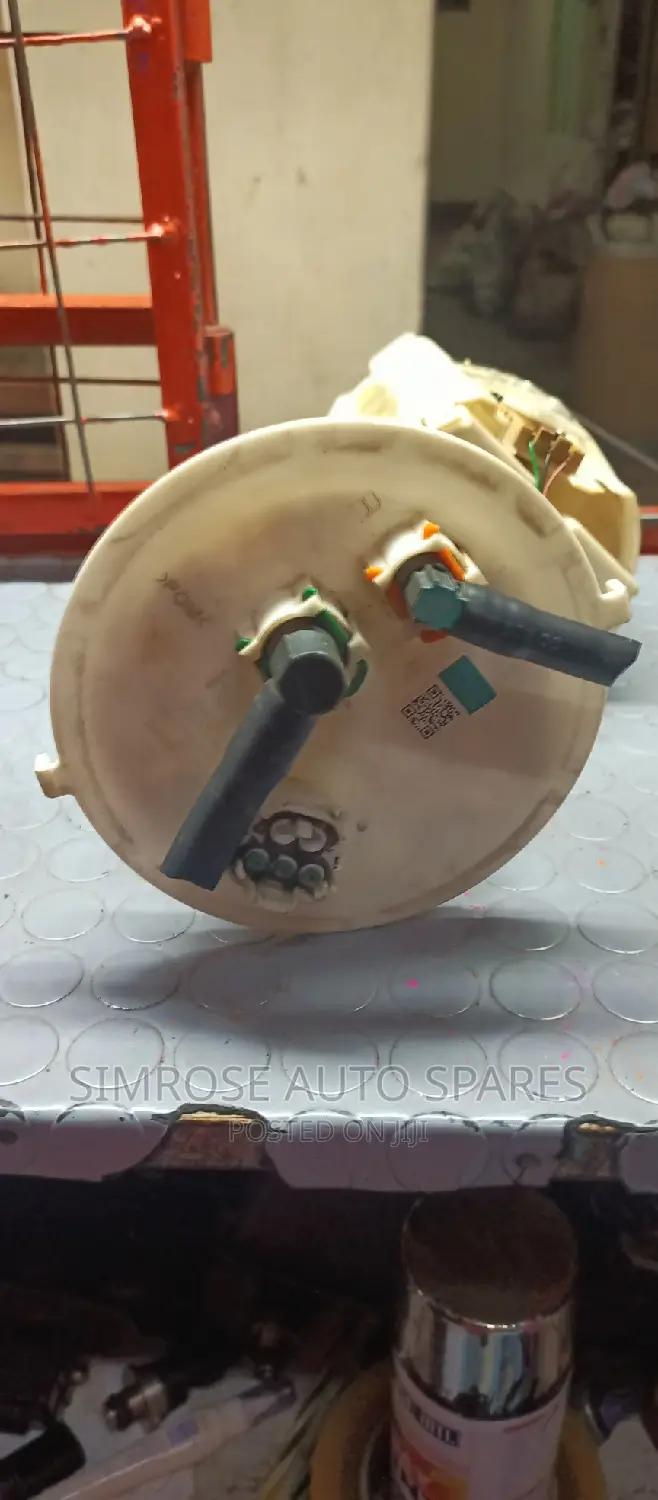 Toyota Vigo/Hillux Diesel Fuel Pump.