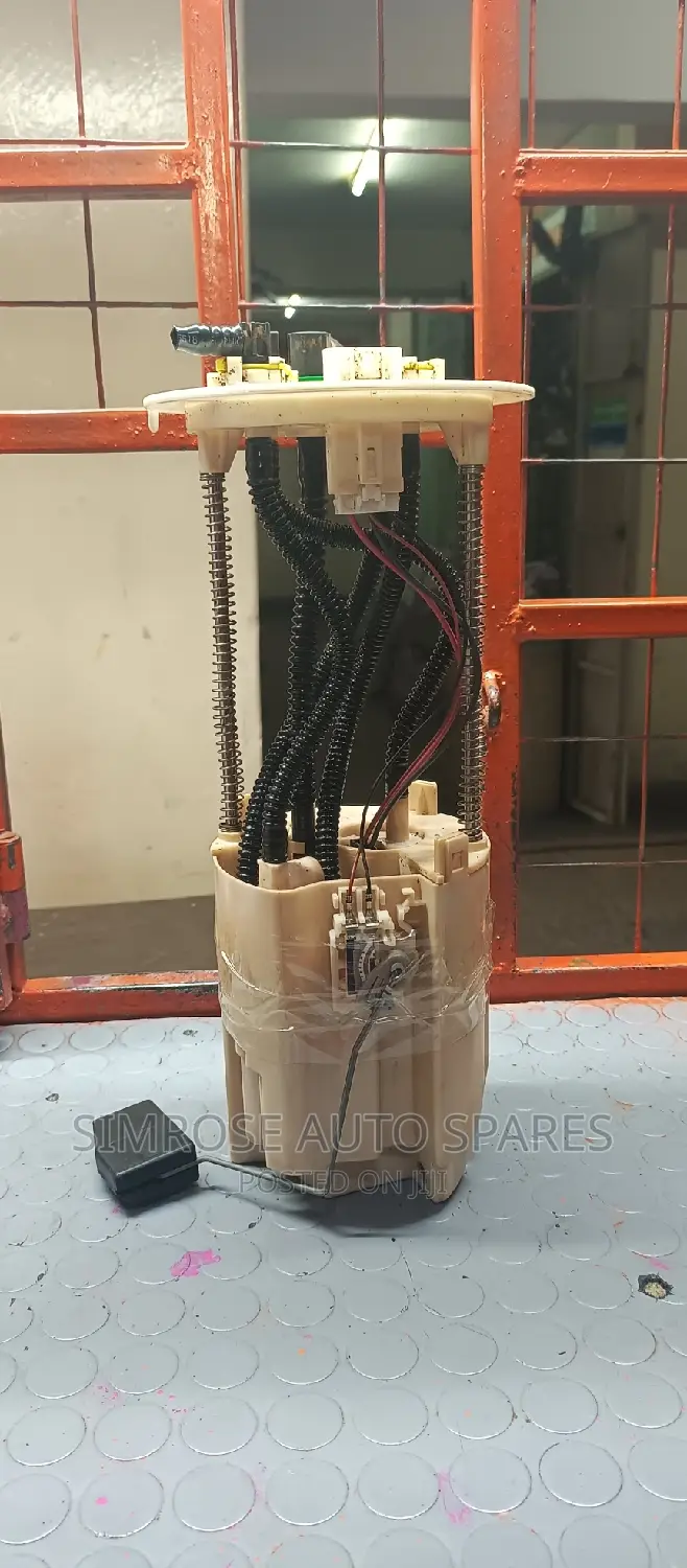 Toyota Prado 120 Diesel Fuel Pump.