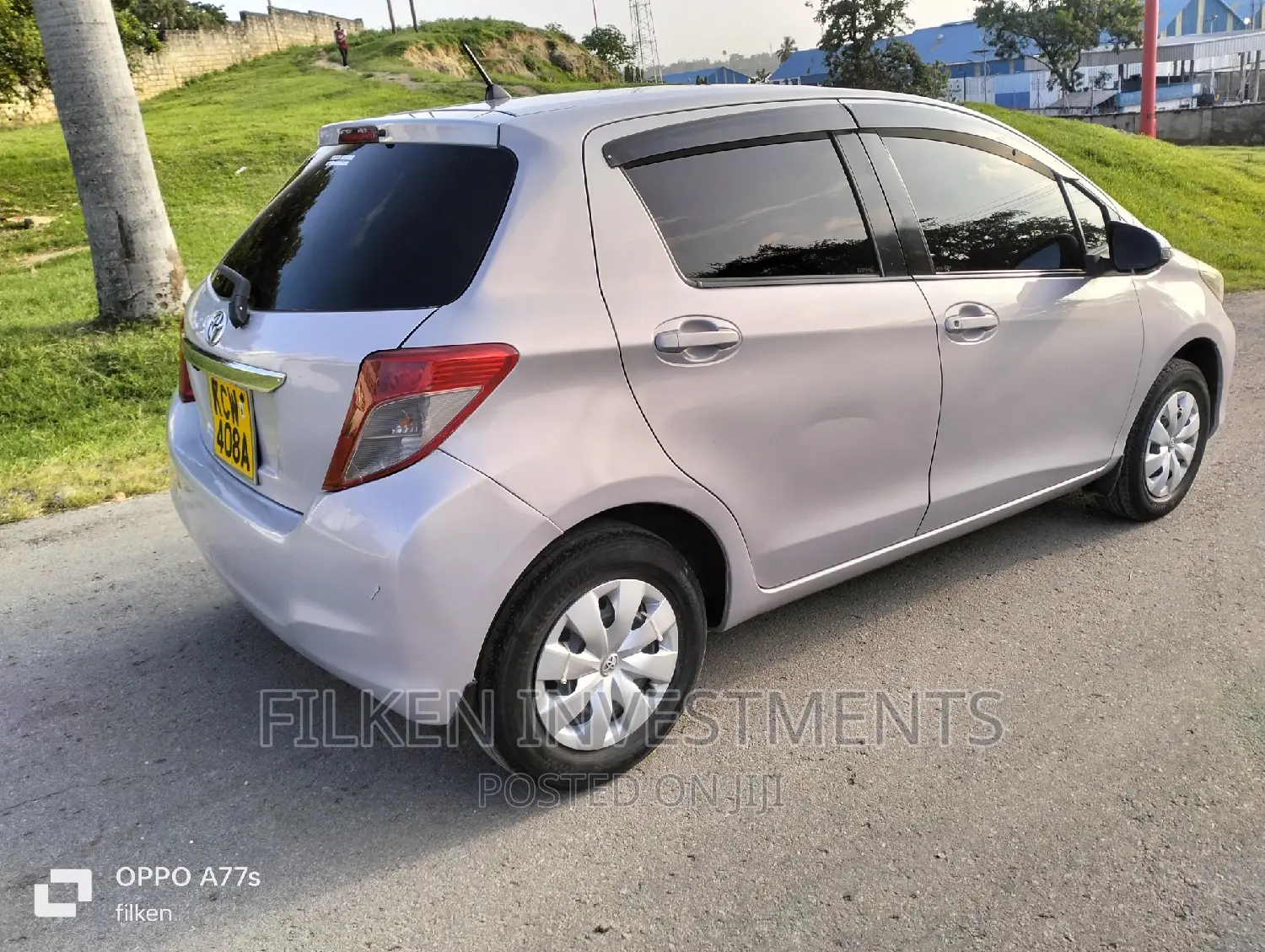 Toyota Vitz 2013 Purple